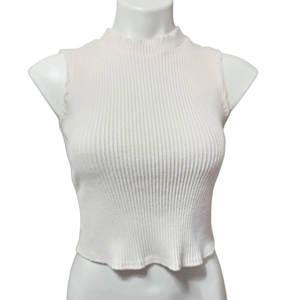 Francesca's Blue Rain white ribbed knit mock neck cropped length top small